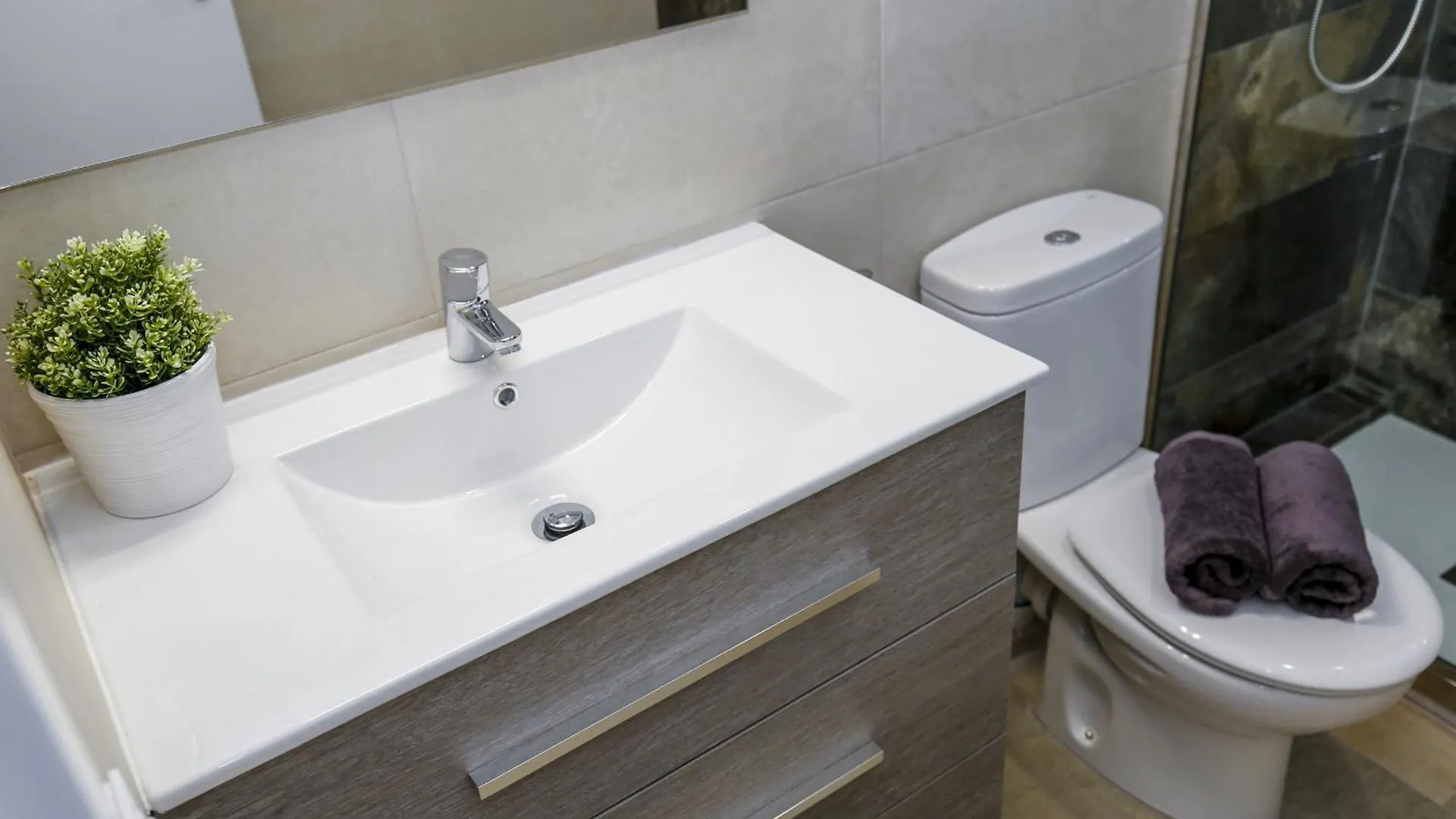 New Queens 1B Planetcostadorada Salou Apartment